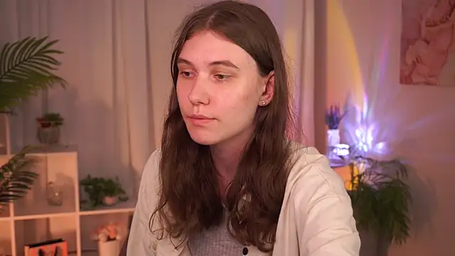 EmilyBellamy online show from 06.02.26