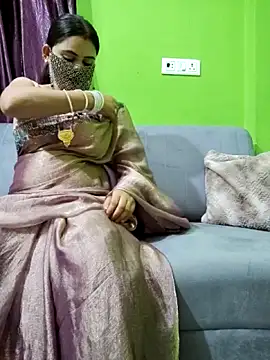 Snapshot of Curvy_shivani chatting on 06.16.26 Curvy shivani online show from 06.16.26