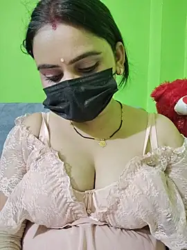 Snapshot of Curvy_shivani chatting on 06.17.26 Curvy shivani online show from 06.17.26