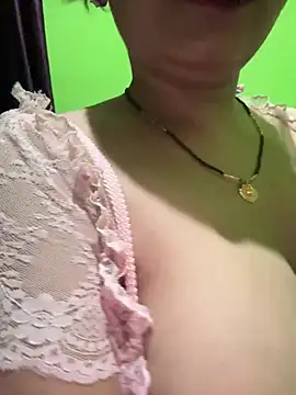 Snapshot of Curvy_shivani chatting on 06.19.26 Curvy shivani online show from 06.19.26