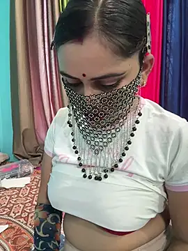 Snapshot of Curvy_shivani chatting on 06.20.26 Curvy shivani online show from 06.20.26