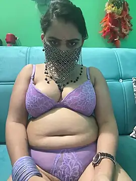 Snapshot of Curvy_shivani chatting on 06.30.26 Curvy shivani online show from 06.30.26