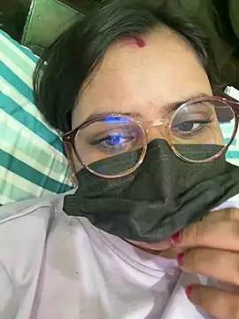 Snapshot of Curvy_shivani chatting on 07.08.26 Curvy shivani online show from 07.08.26