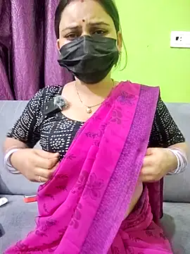Snapshot of Curvy_shivani chatting on 07.10.26 Curvy shivani online show from 07.10.26