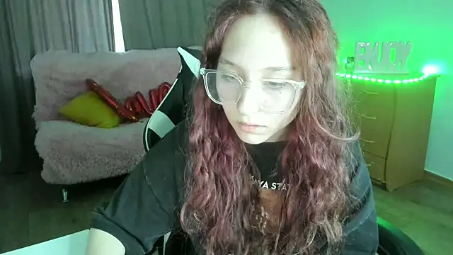 ModelGyrl online show from 06.05.26