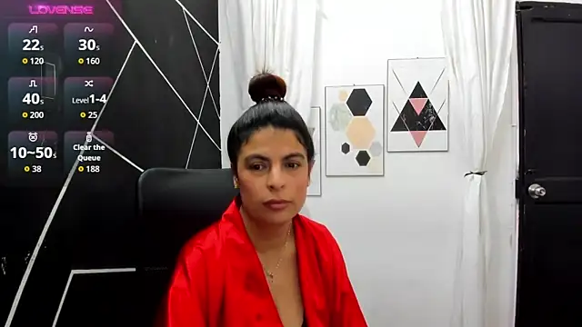 Liz Levo online show from 09.26.25