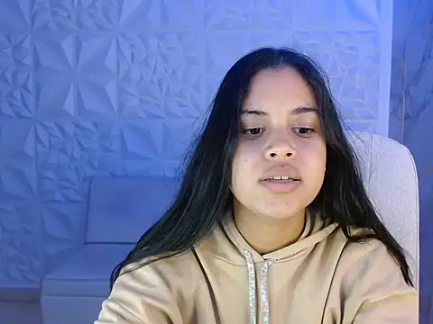 ashley thonsom18 online show from 05.31.26