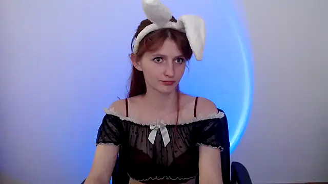 Snapshot of ViolaHot_ chatting on 06.02.26 ViolaHot online show from 06.02.26