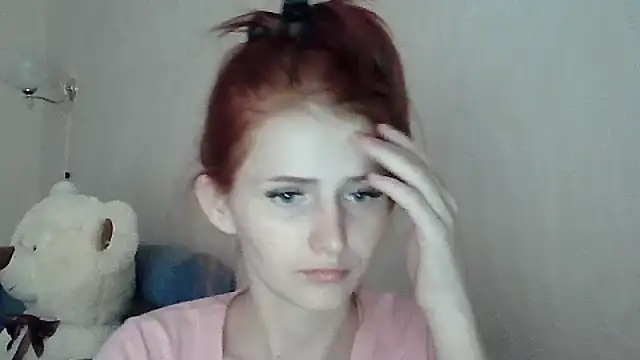 Snapshot of ViolaHot_ chatting on 07.13.26 ViolaHot online show from 07.13.26