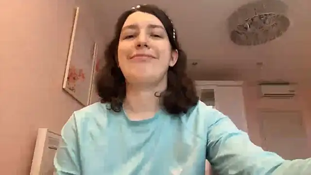 Snapshot of MilkySerenya chatting on 05.27.26 MilkySerenya online show from 05.27.26