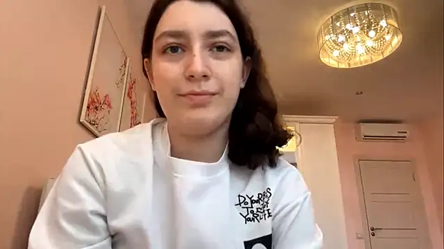 Snapshot of MilkySerenya chatting on 05.28.26 MilkySerenya online show from 05.28.26