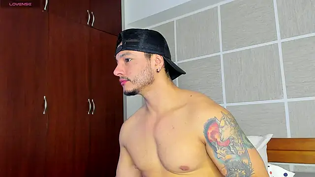 Snapshot of ismaels11 chatting on 06.22.26 ismaels11 online show from 06.22.26