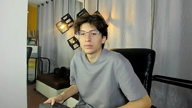 Marcoviolet online show from 06.27.26