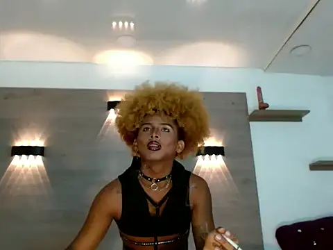 Snapshot of AshleySofiaThenison chatting on 06.12.26 AshleySofiaThenison online show from 06.12.26