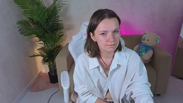 kira hatti online show from 06.27.26