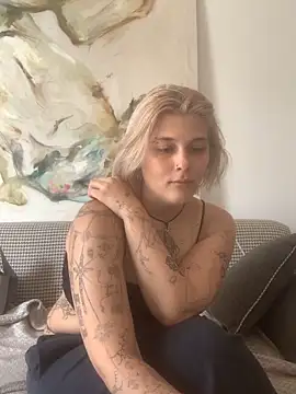 Ella Bloom online show from 06.21.26
