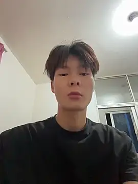 Snapshot of xxoo_3 chatting on 06.13.26 xxoo 3 online show from 06.13.26