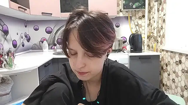 Saranade online show from 06.17.26
