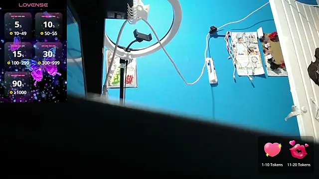 Snapshot of cairohot chatting on 09.27.25 cairohot online show from 09.27.25