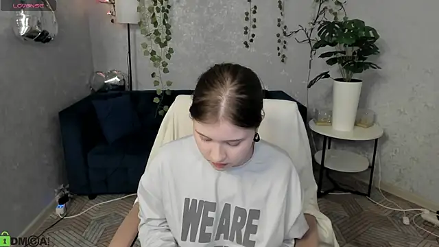 Snapshot of Kylie-Voss chatting on 06.22.26 Kylie-Voss online show from 06.22.26