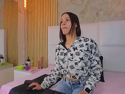 GraceAlexa22 online show from 06.29.26