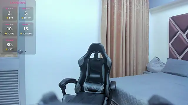 Snapshot of Ithan_Hott chatting on 07.15.26 Ithan Hott online show from 07.15.26