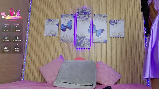 Moonceleste online show from 06.09.26