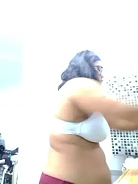 MariaCarolina2396 online show from 06.05.26