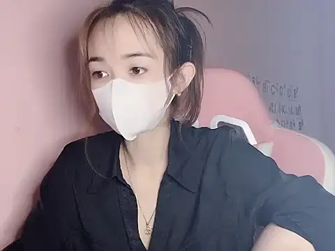 Snapshot of Alee8668 chatting on 06.15.26 Alee8668 online show from 06.15.26