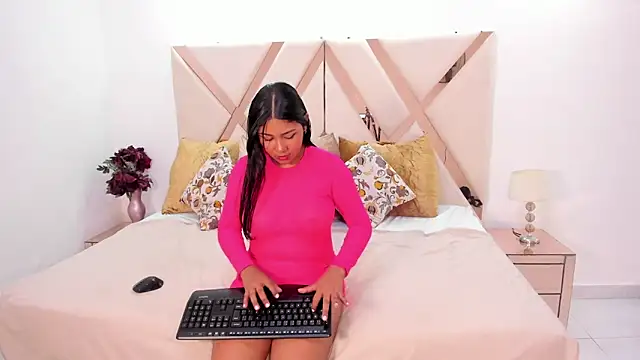 Snapshot of felisiacooper chatting on 06.22.26 felisiacooper online show from 06.22.26