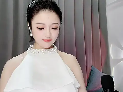 Momo-Wow online show from 06.07.26