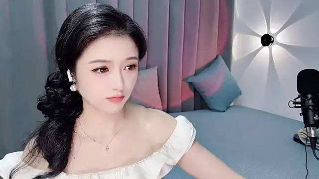 Momo-Wow online show from 07.08.26