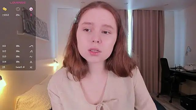 Snapshot of Teasemelisa chatting on 06.19.26 Teasemelisa online show from 06.19.26