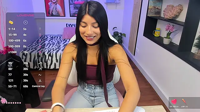 Hailey Adams online show from 07.16.26