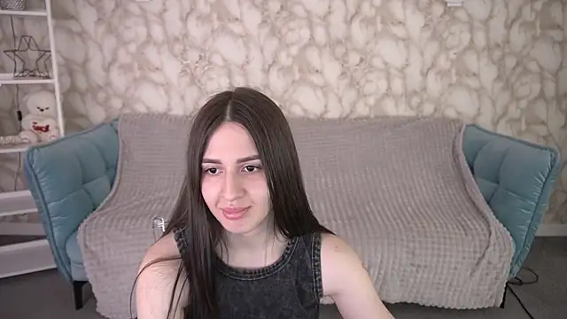 AlesiaDessmond online show from 06.18.26