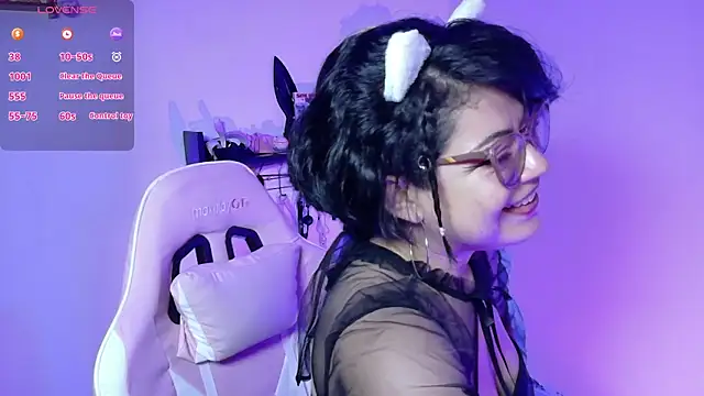 Snapshot of Meow_cat4 chatting on 06.26.26 Meow cat4 online show from 06.26.26