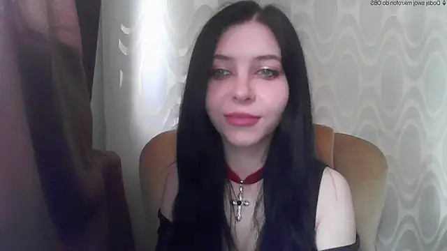 Snapshot of RileyTight chatting on 06.03.26 RileyTight online show from 06.03.26