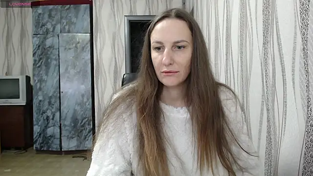 Yevgeshka-Milashka online show from 10.12.25