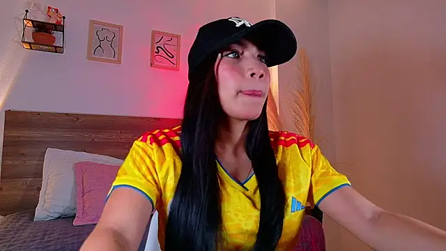  Emmakiss  online show from 07.07.26