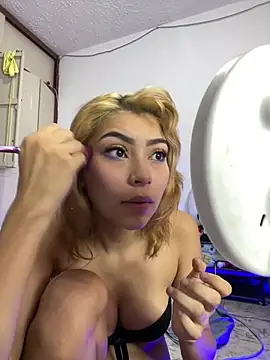 NatalieSterling online show from 07.04.26