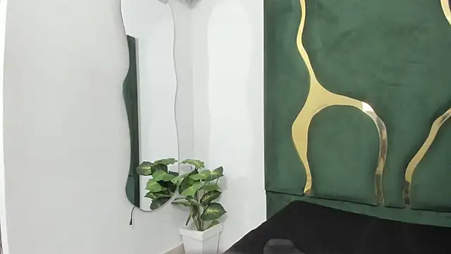 Mila petiteasm online show from 07.06.26