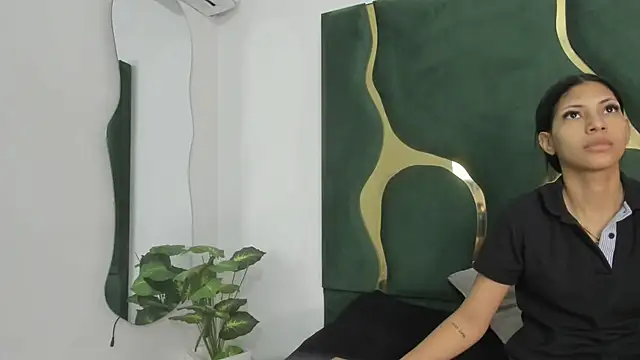 Mila petiteasm online show from 07.09.26