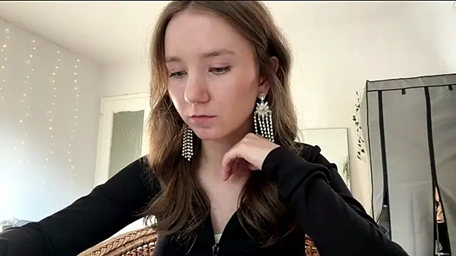 Snapshot of smalllisa chatting on 06.12.26 smalllisa online show from 06.12.26