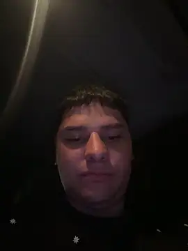 Snapshot of Lovers_room chatting on 06.17.26 Lovers room online show from 06.17.26