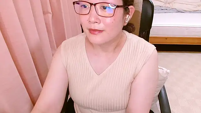 Snapshot of LENA-xo chatting on 07.09.26 LENA-xo online show from 07.09.26