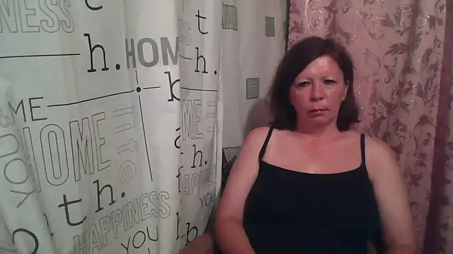 Snapshot of Schastlivaya43 chatting on 07.02.26 Schastlivaya43 online show from 07.02.26
