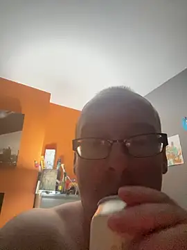 Snapshot of Palered chatting on 07.11.26 Palered online show from 07.11.26