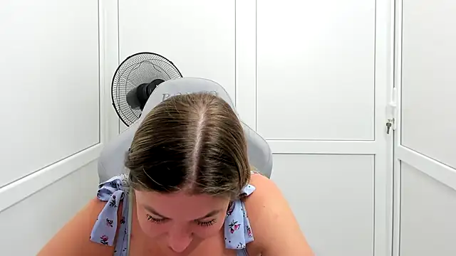MiaSummerr  online show from 07.20.26