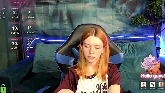 Snapshot of CarolInWonderland chatting on 06.08.26 CarolInWonderland online show from 06.08.26