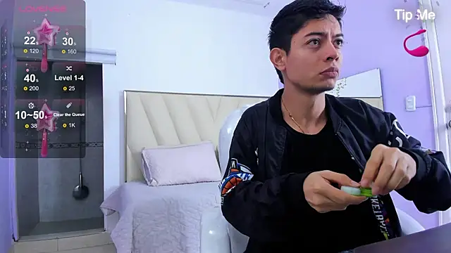Snapshot of Ethan12_ chatting on 07.22.26 Ethan12 online show from 07.22.26